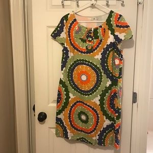 Boden cotton fun patterned shirt sleeve dress.